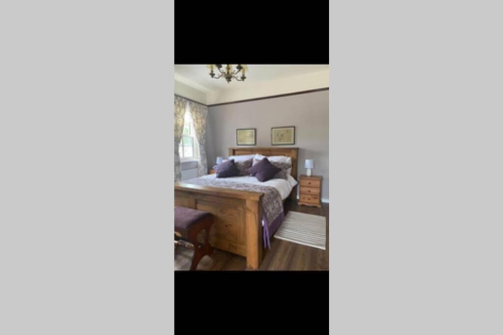 Yellow Heights Accommodation Tinahely Екстер'єр фото